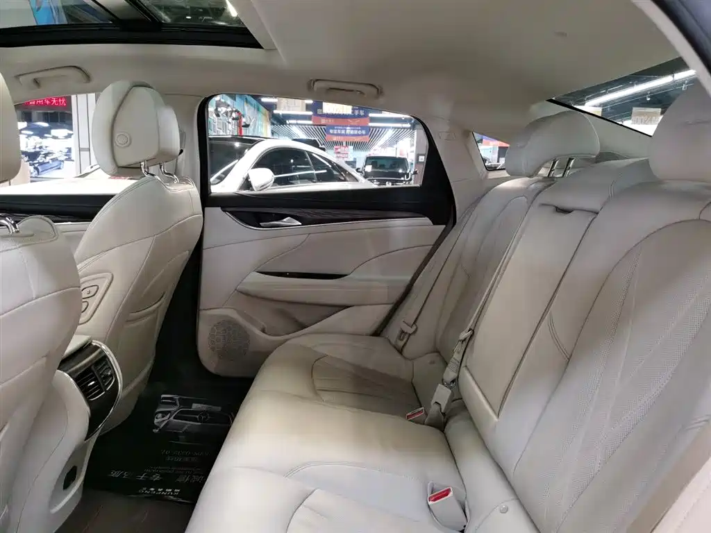 Buick LaCrosse 2021 — фото 11