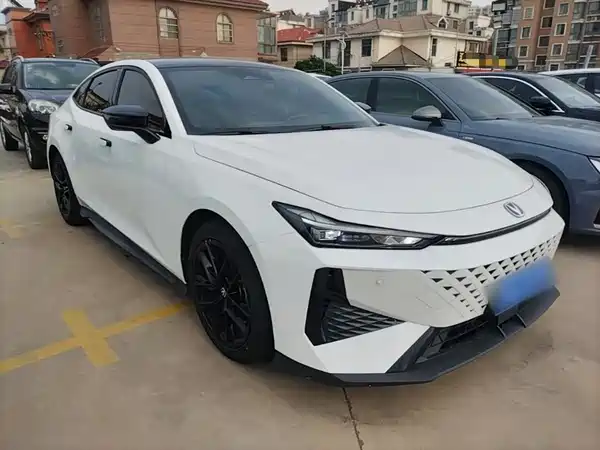 Changan UNI-V 2024