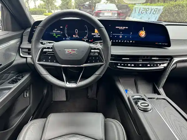 Cadillac CT6 2024