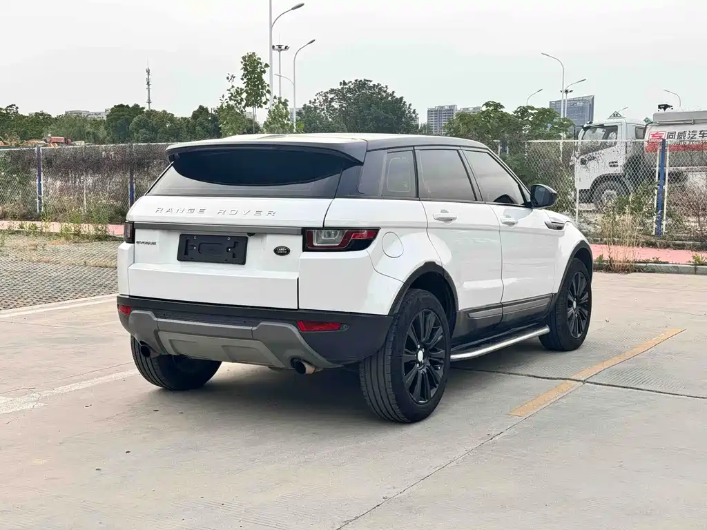 Land Rover Evoque 2017 — фото 6