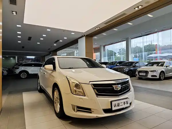 Cadillac XTS 2016
