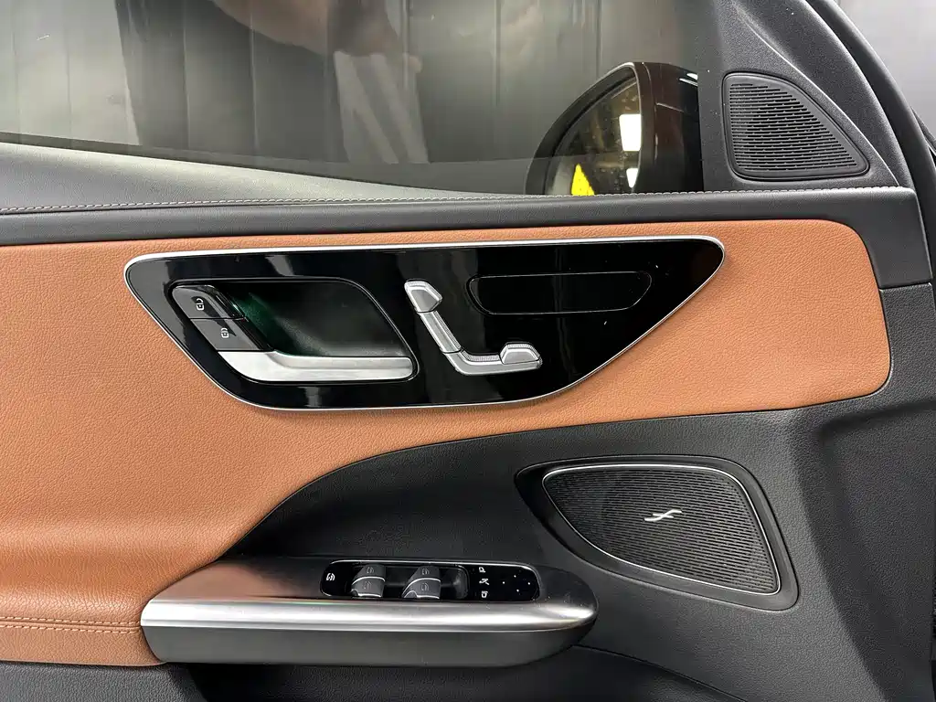 Mercedes-Benz C-Class 2022 — фото 12