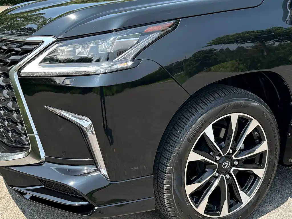 Lexus LX 2022 — фото 16