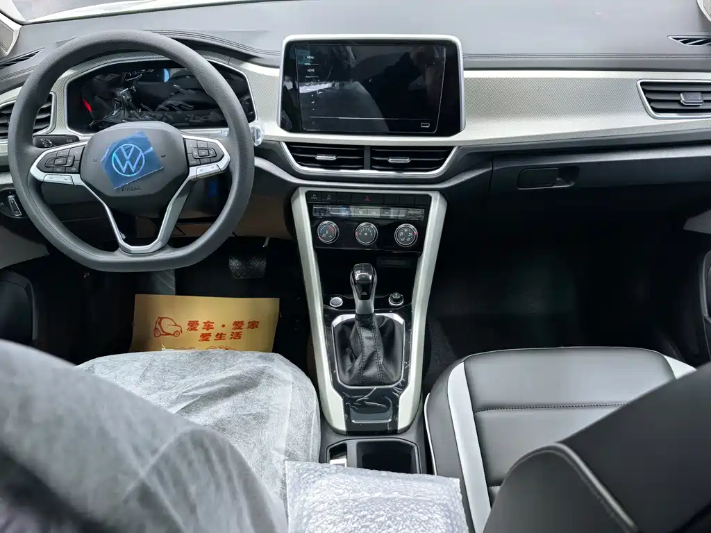 Volkswagen T-Roc 2026 — фото 12