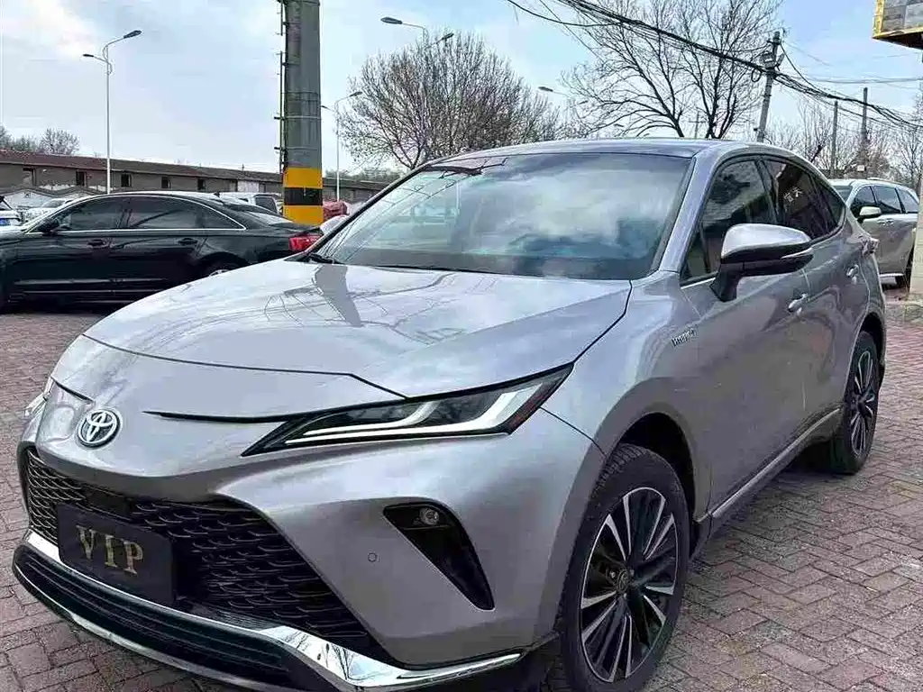 Toyota Venza 2023 — фото 1