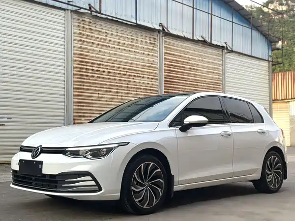 Volkswagen Golf 2023