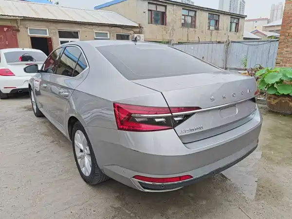 Skoda Superb 2020