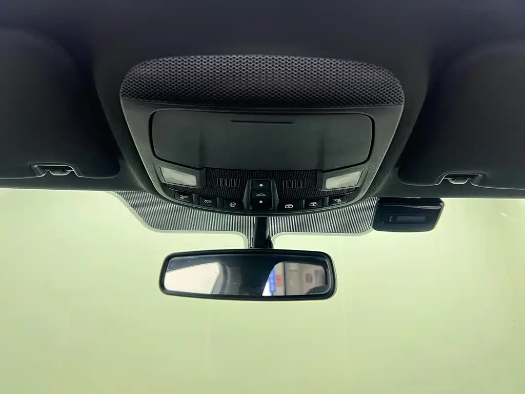 Lincoln MKC 2017 — фото 22