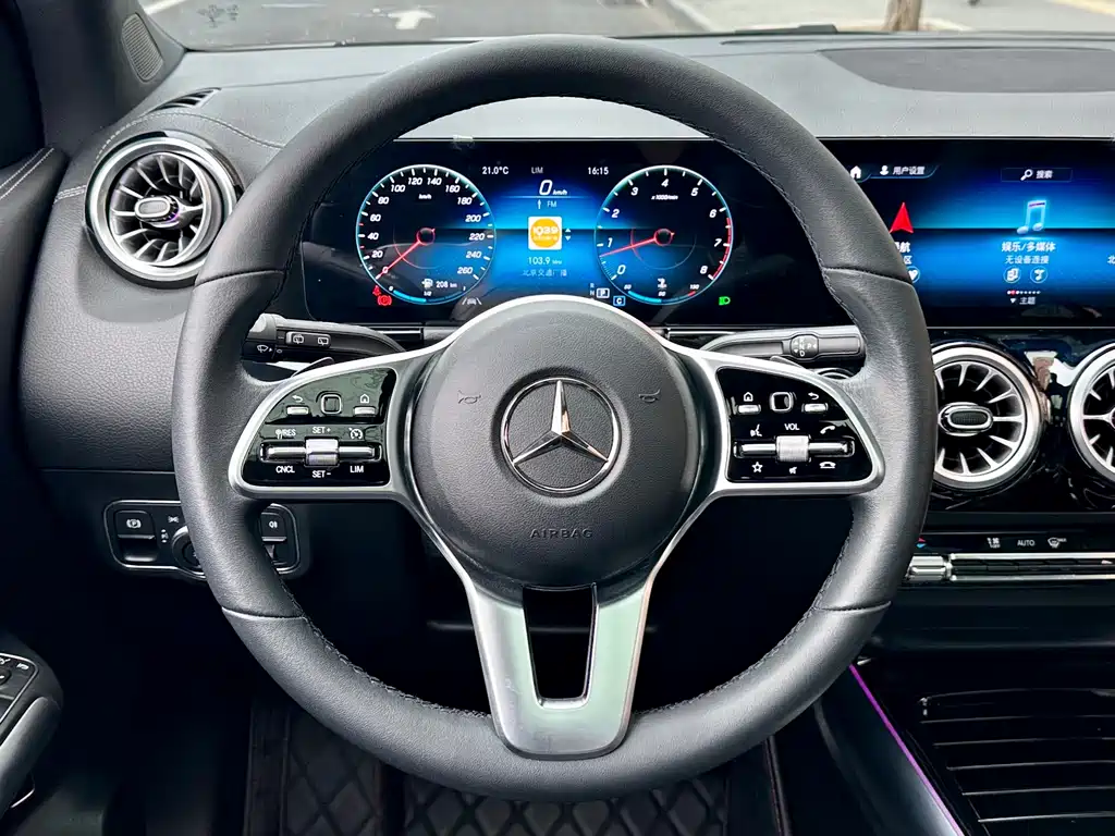Mercedes-Benz GLA 2022 — фото 10