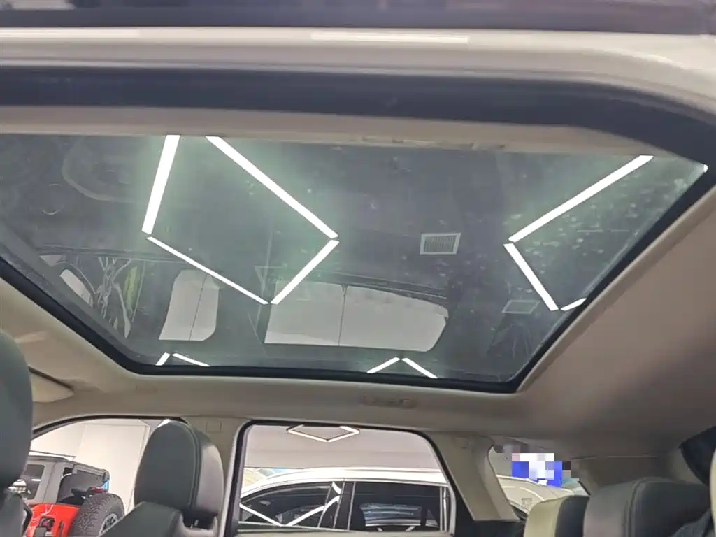 Land Rover Evoque 2019 — фото 18