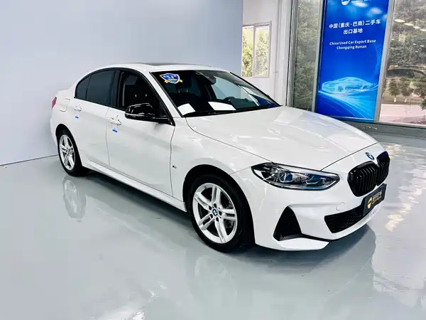 BMW 1 Series 2022
