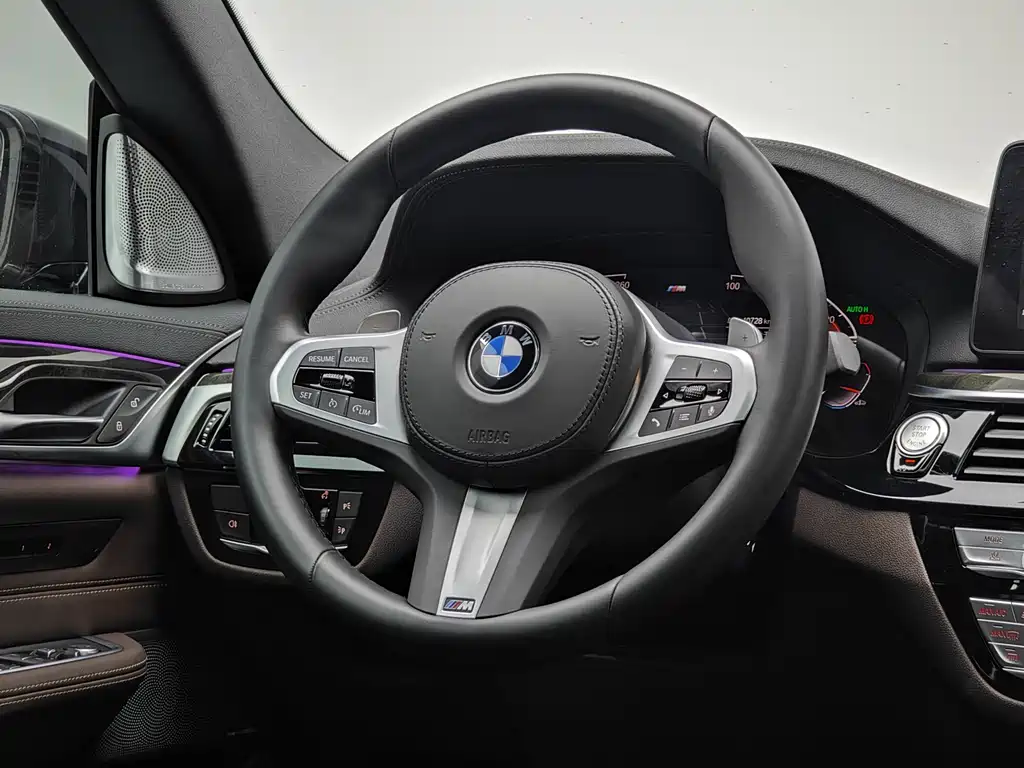 BMW 6 Series GT 2022 — фото 13