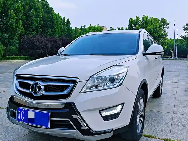 BAIC Shenbao X65 2015
