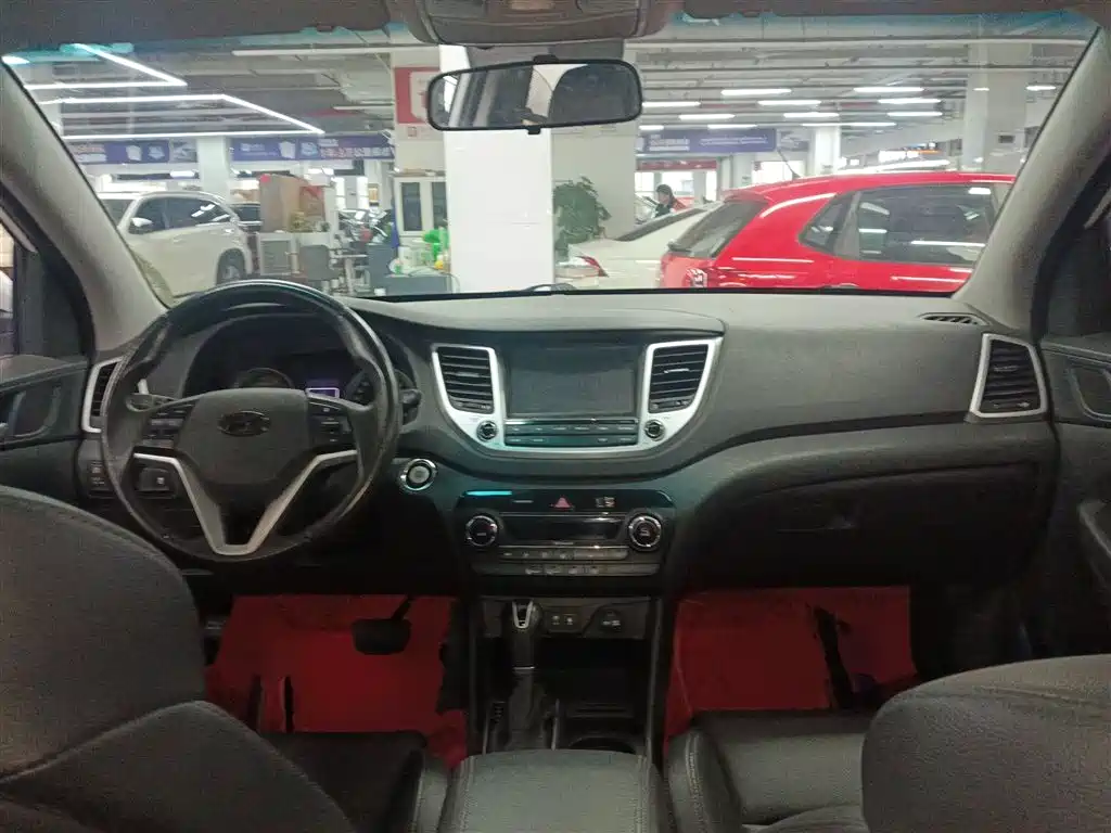 Hyundai Tucson 2017 — фото 6
