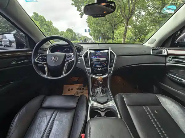 Cadillac SRX 2015