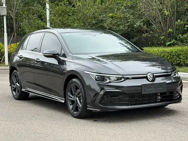 Volkswagen Golf 2022