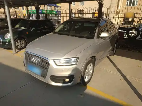 Audi Q3 2015