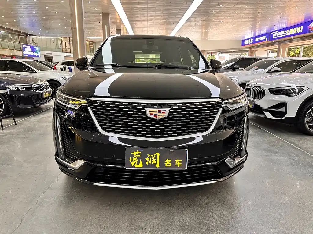 Cadillac XT6 2022 — фото 2