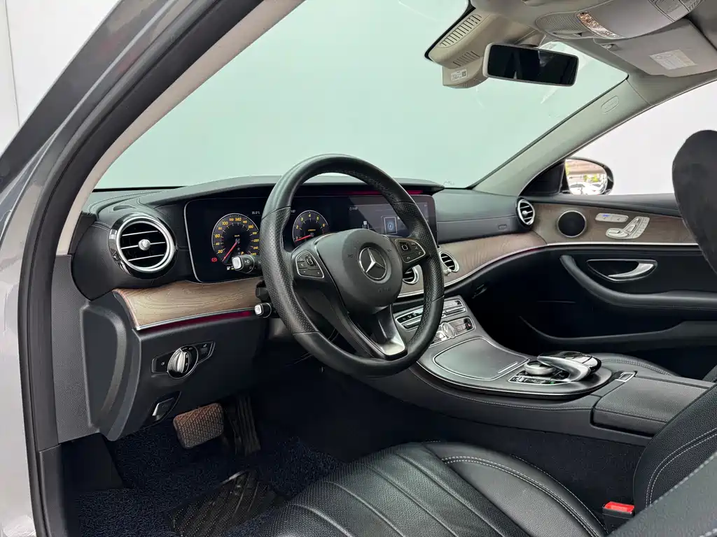 Mercedes-Benz E-Class 2017