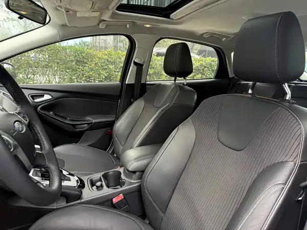 Ford Focus 2015