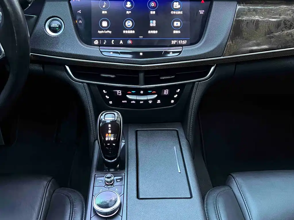 Cadillac CT6 2021 — фото 13