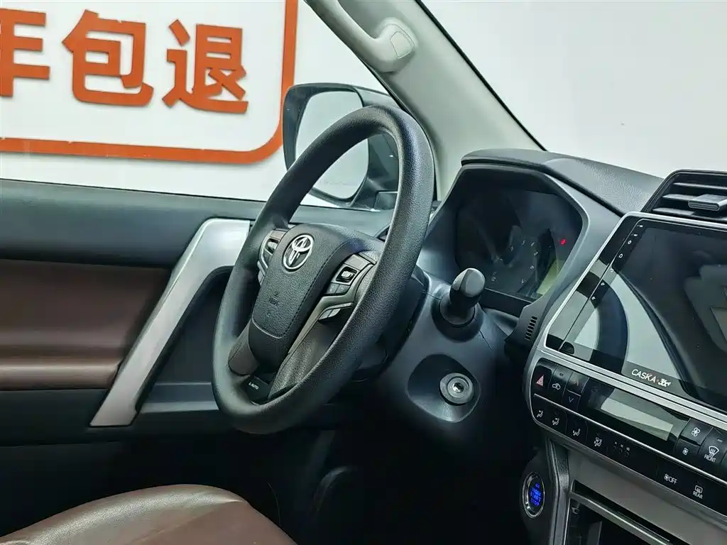 Toyota Prado 2019 — фото 6