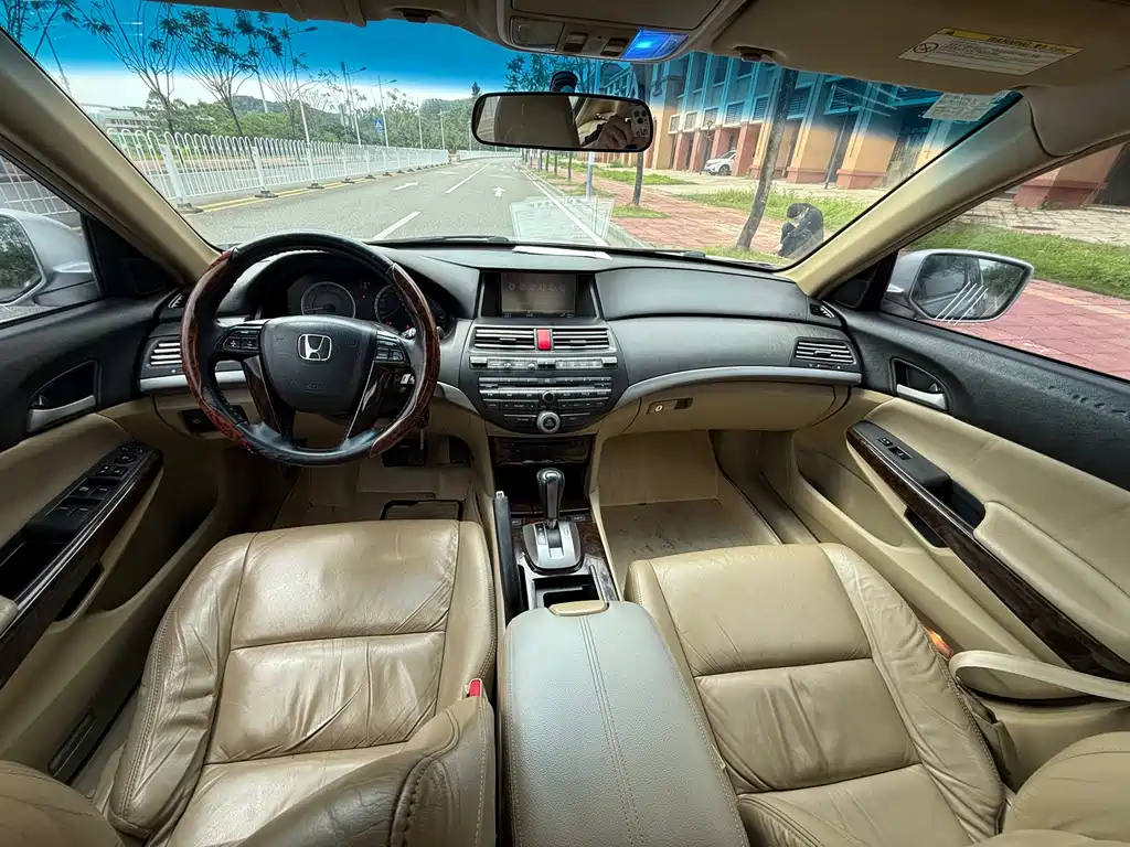 Honda Accord 2010
