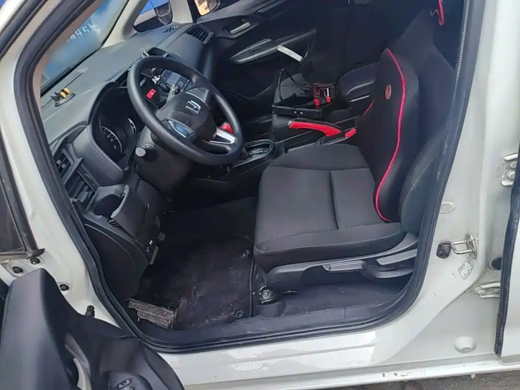 Honda Fit 2016 — фото 15