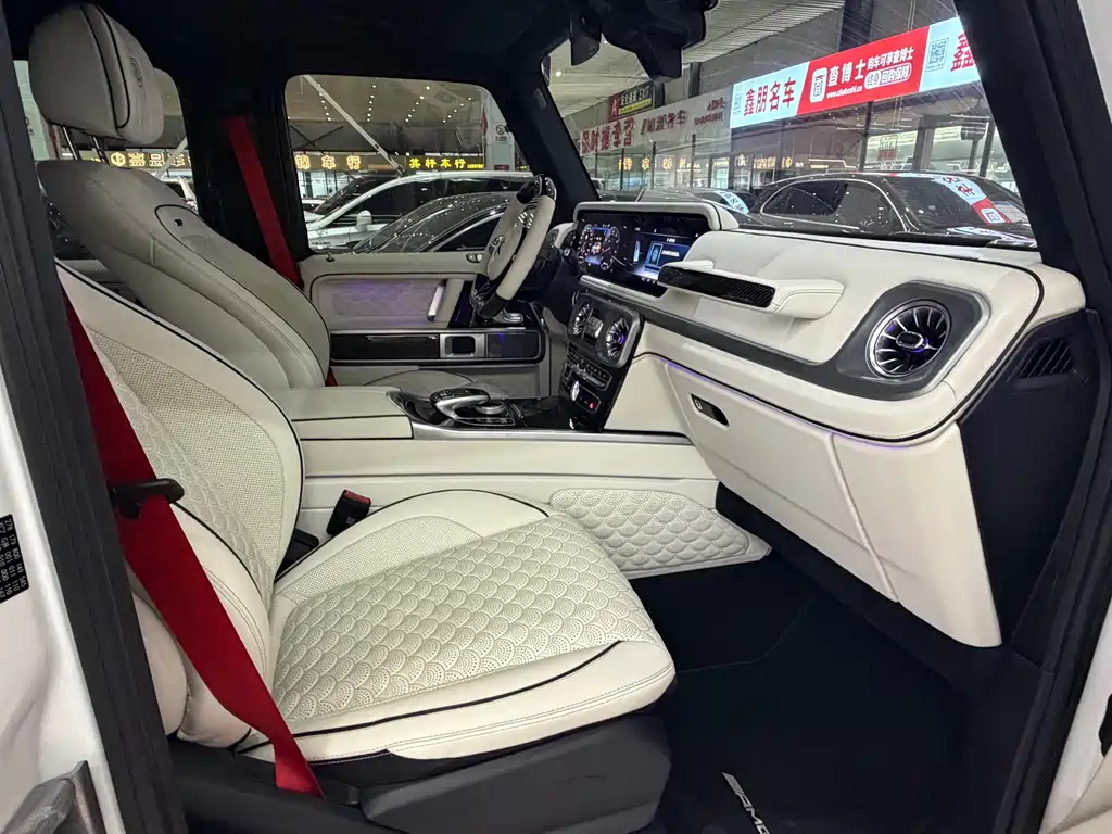 Mercedes-Benz G-Class AMG 2023 — фото 12