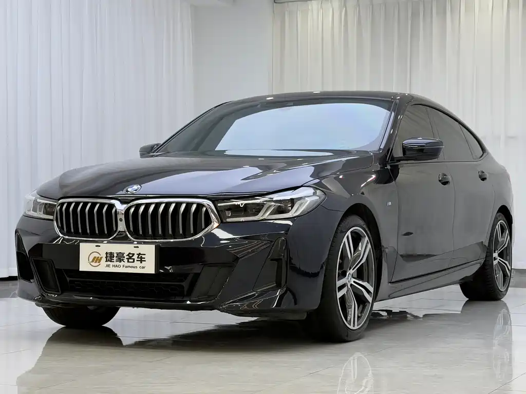 BMW 6 Series GT 2023 — фото 1