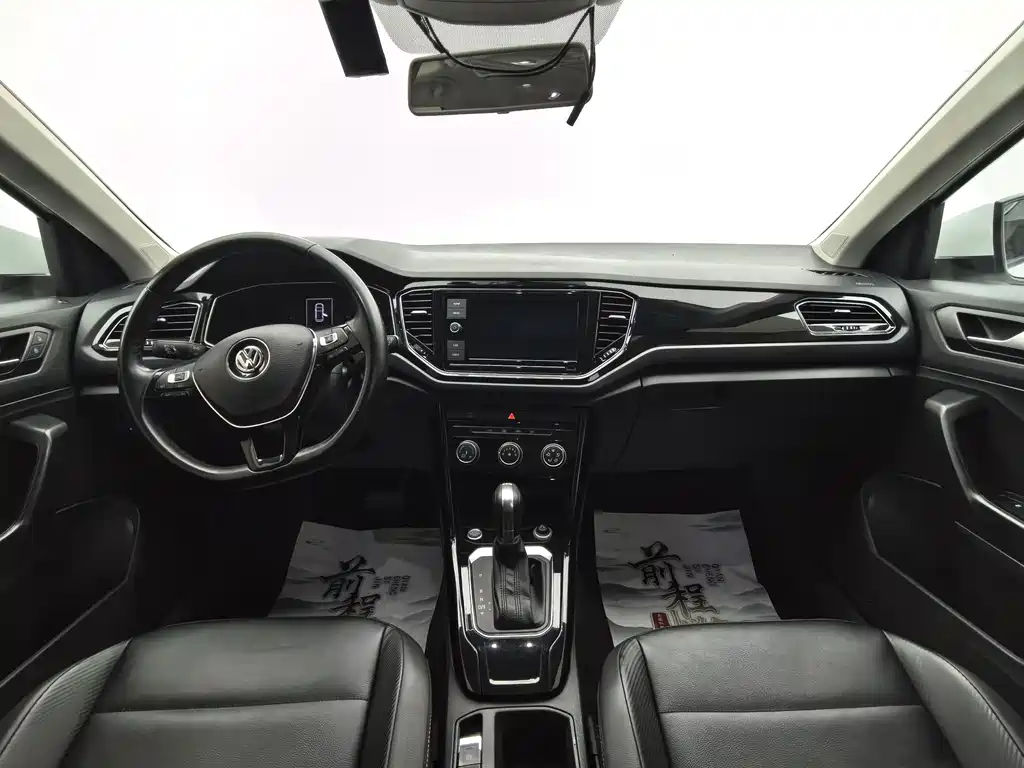 Volkswagen T-Roc 2019 — фото 13