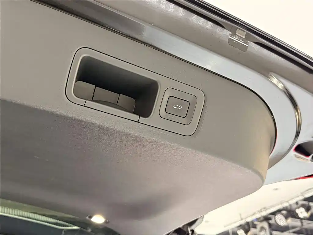 GAC Motor Trumpchi M8 2024 — фото 29