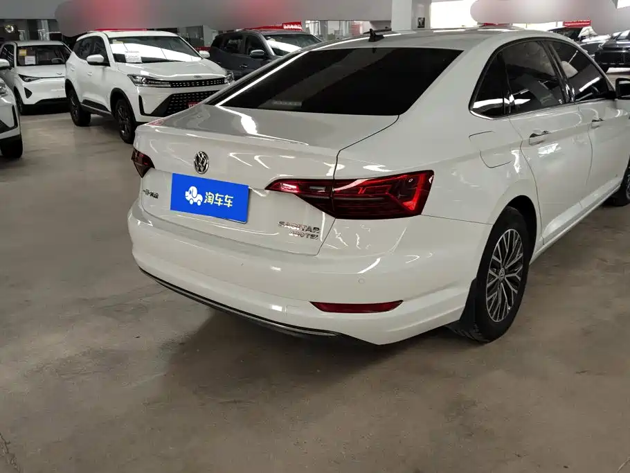 Volkswagen Sagitar 2021