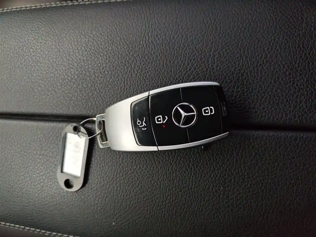 Mercedes-Benz GLC 2021 — фото 17