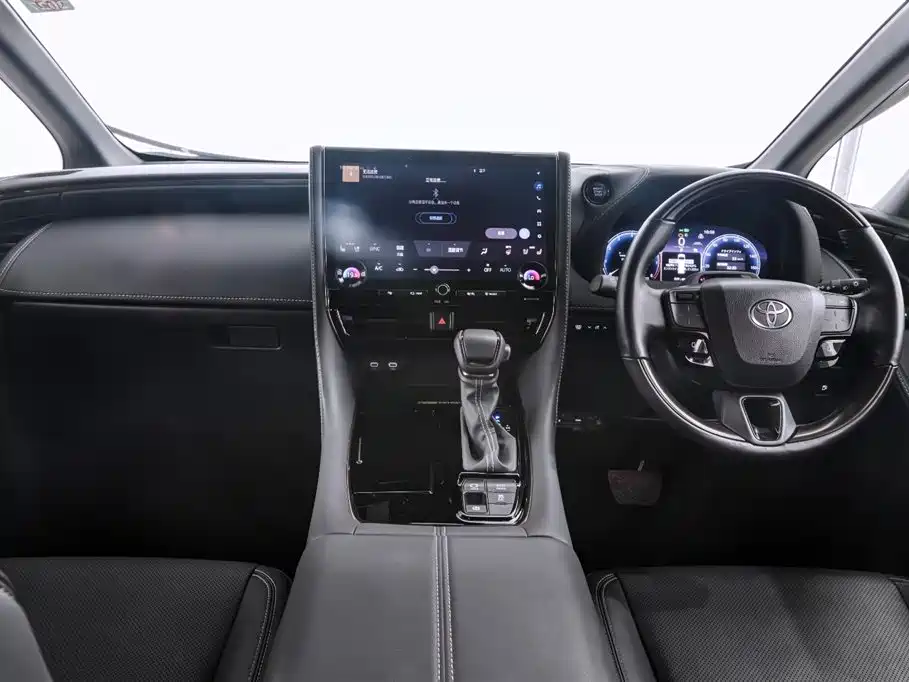 Toyota Alphard 2025 — фото 7