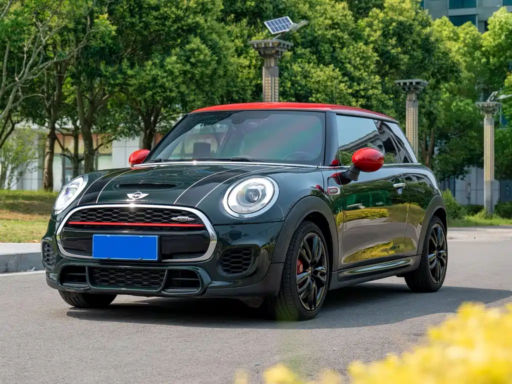 MINI JCW 2018 — фото 1