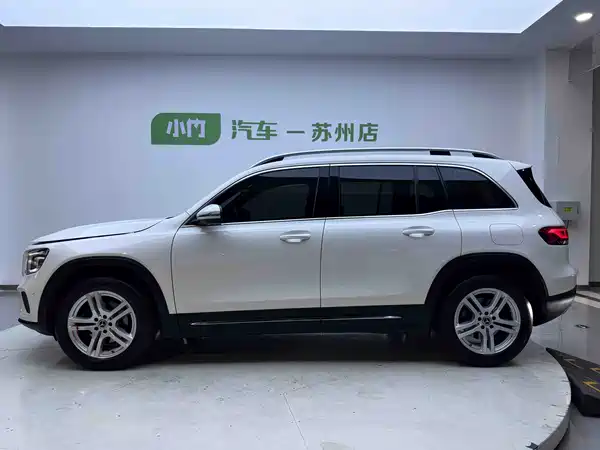 Mercedes-Benz GLB 2021
