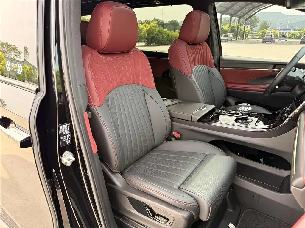 GAC Motor Trumpchi M8 2025 — фото 10