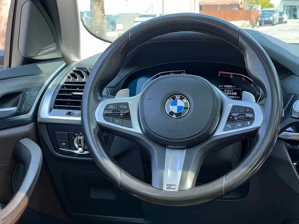 BMW X3 2020 — фото 18