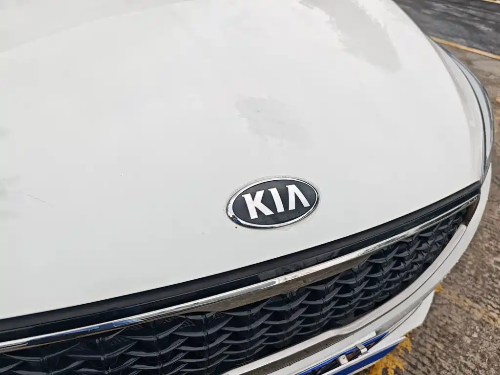 Kia K3 2016 — фото 8