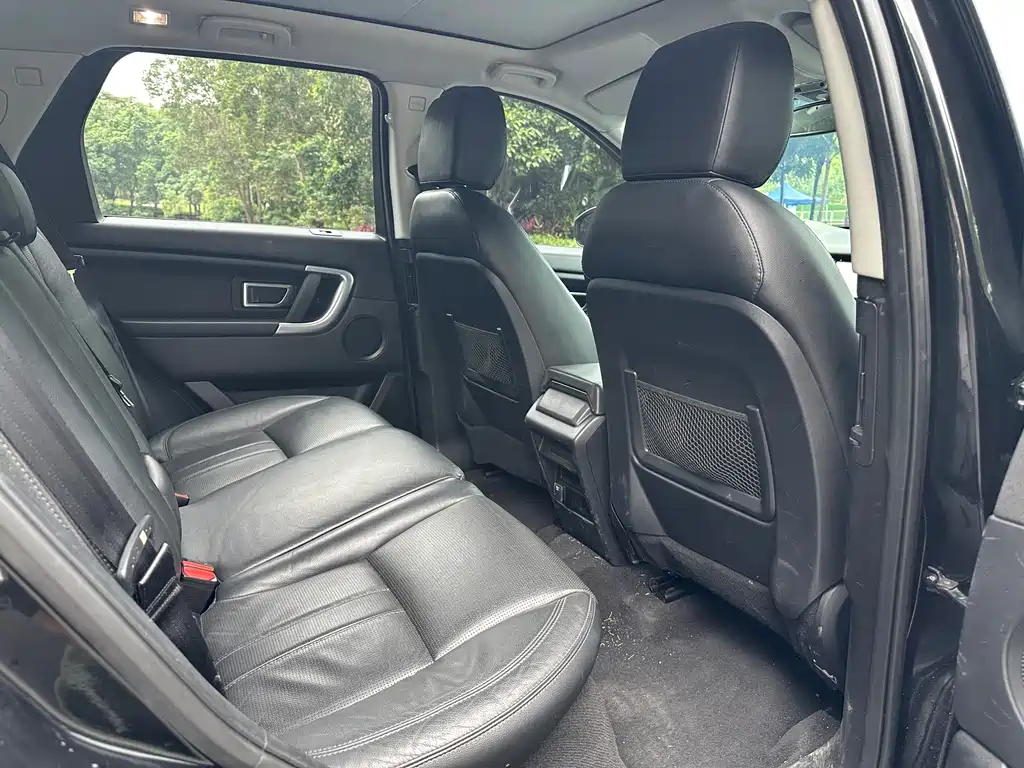 Land Rover Discovery Sport 2016 — фото 12