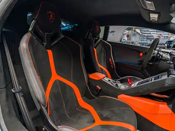 Lamborghini Huracan 2024