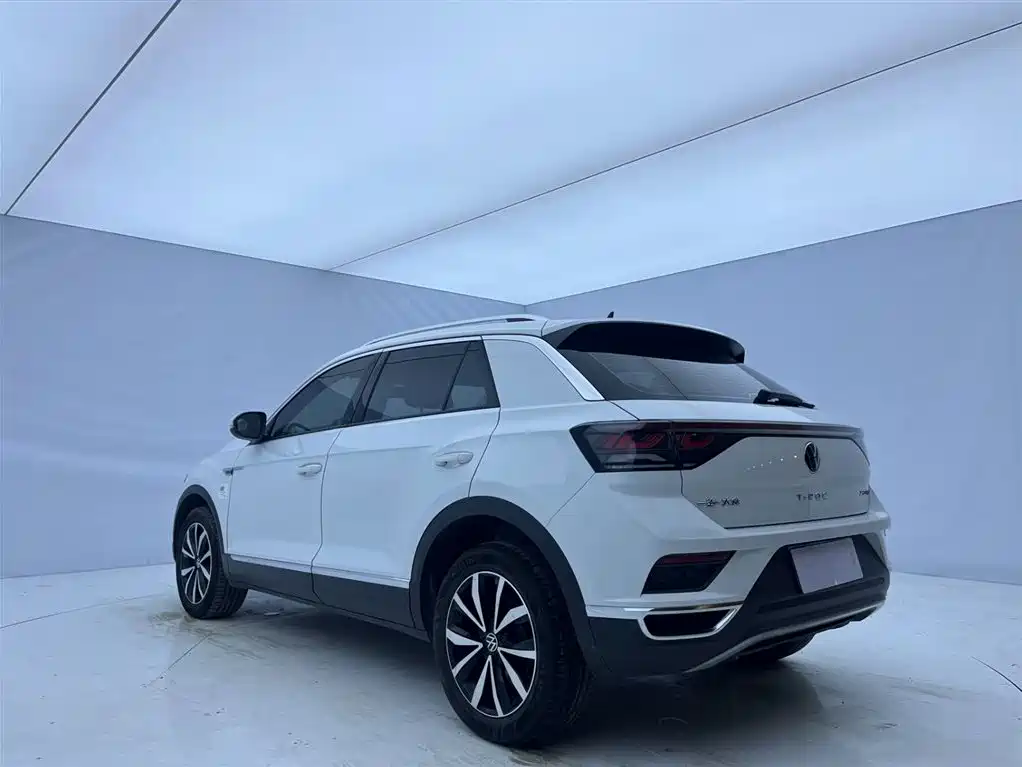 Volkswagen T-Roc 2024 — фото 6