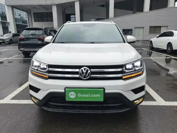 Volkswagen Tharu 2019