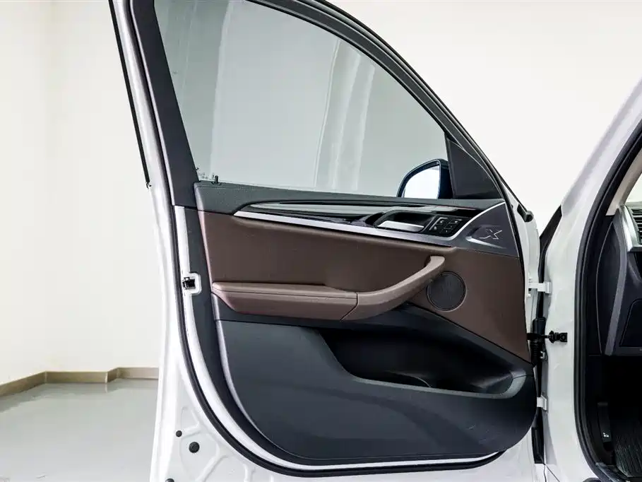 BMW X3 2023 — фото 10