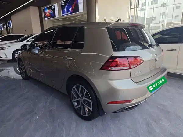 Volkswagen Golf 2020