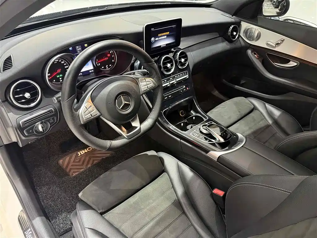 Mercedes-Benz C-Class 2017 — фото 11