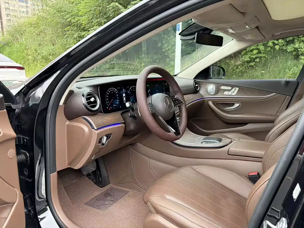 Mercedes-Benz E-Class 2020 — фото 4