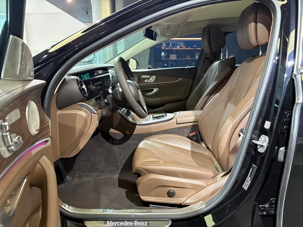 Mercedes-Benz E-Class 2023