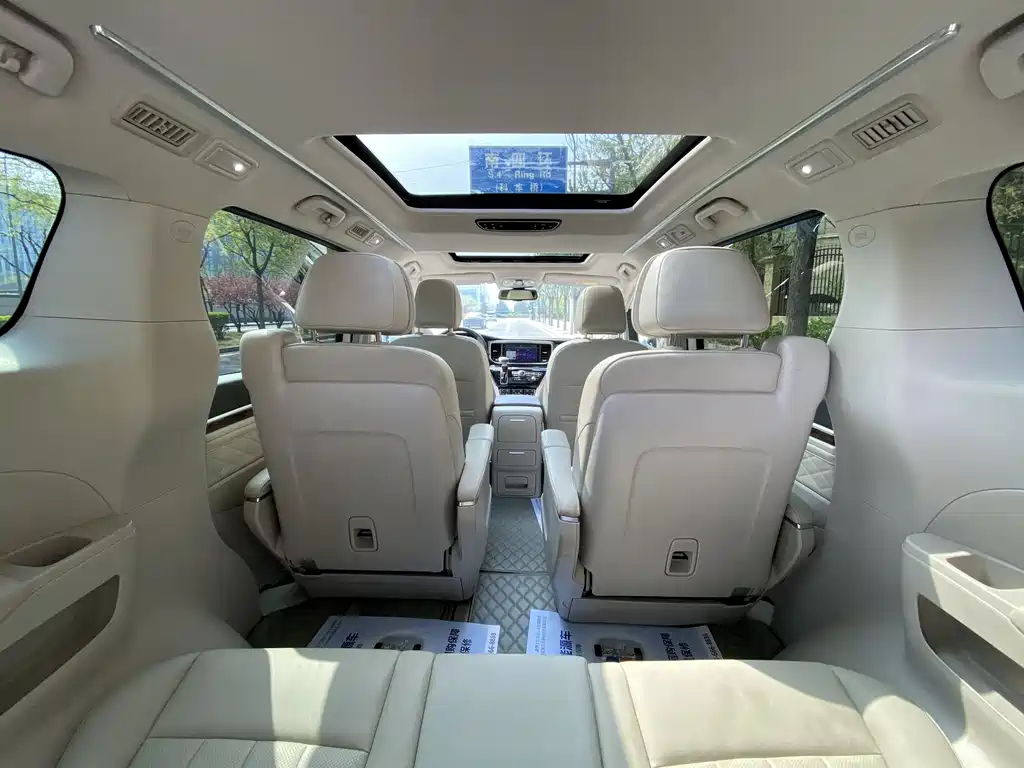 GAC Motor Trumpchi M8 2018 — фото 13